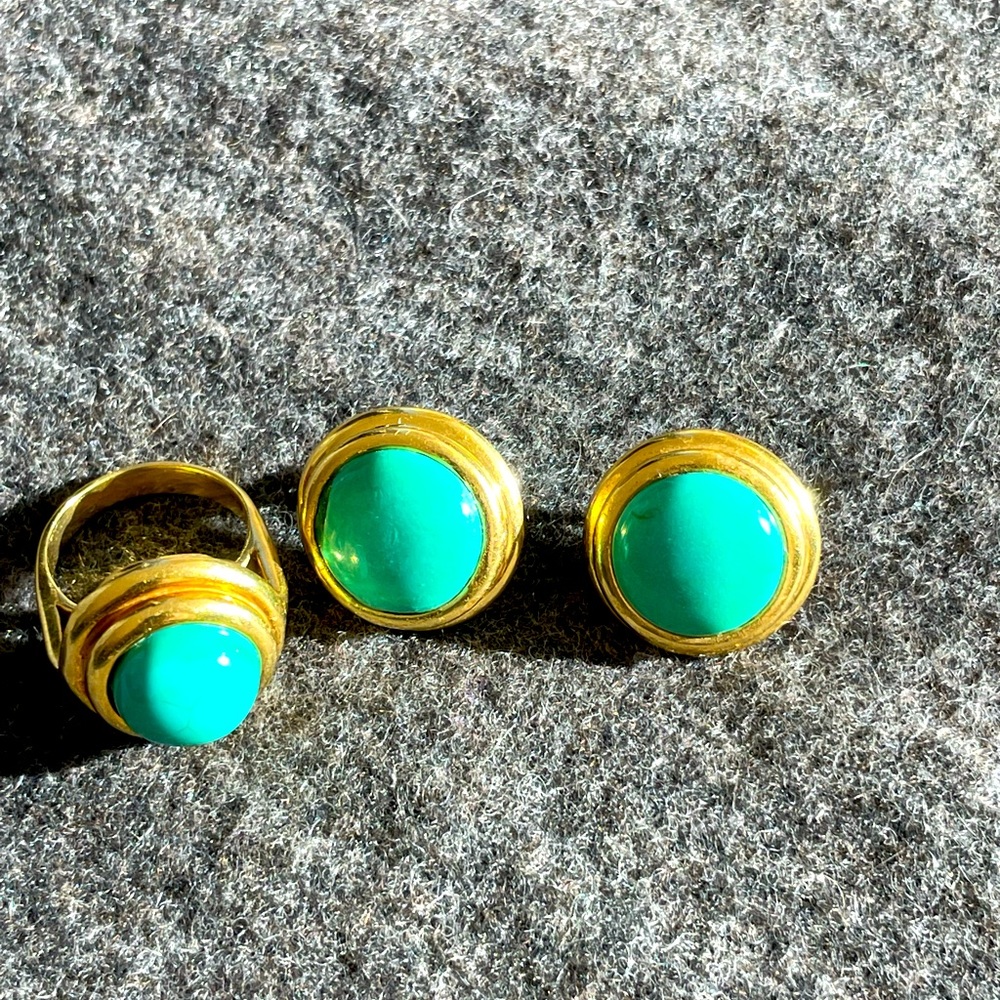 Italian Jewelry designer Cellino, 18k gold and Persian turquoise
